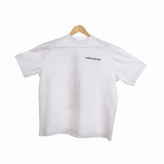 Come Hug Me Boxy T shirt